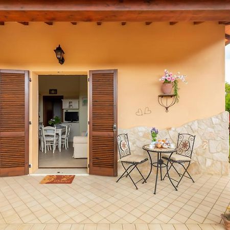 Noi2Vacanze In Digital Work Contignano Exterior photo