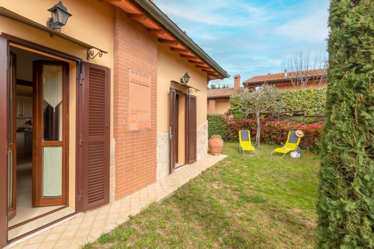 Noi2Vacanze In Digital Work Contignano Exterior photo